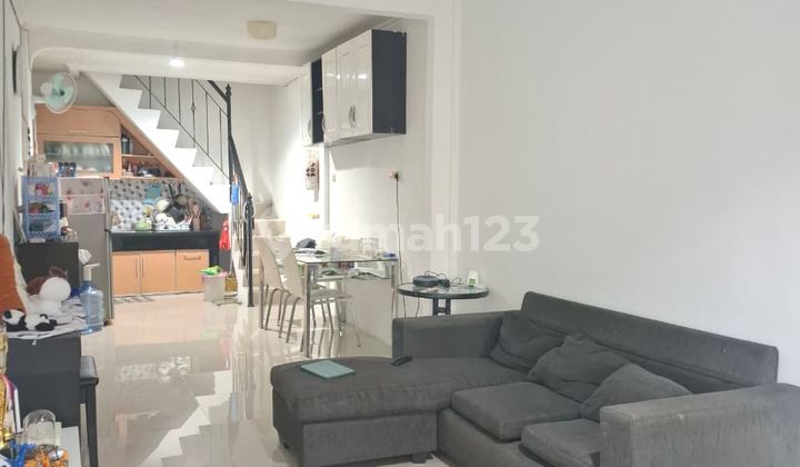 Murah Rumah Sektor 6 di Gading Serpong Bagus 2