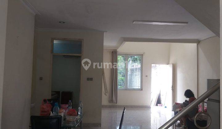  Rumah di Jl Pulau Dewa, Modernland Semi Furnished 1