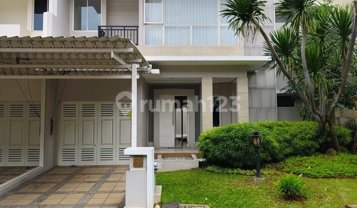 Rare! Luxurious 2-Story House in Goldfinch Cluster at The Spring, Gading Serpong