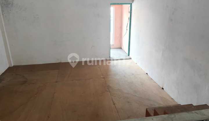 Disewakan Ruko 3Lantai Siap Pakai di Grogol Solo 2