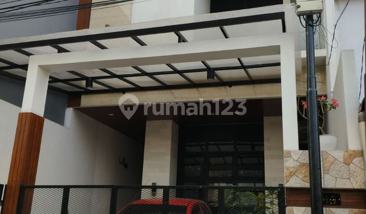 Luxury House Prime Location in Pondok Bambu, Duren Sawit, East Jakarta 2
