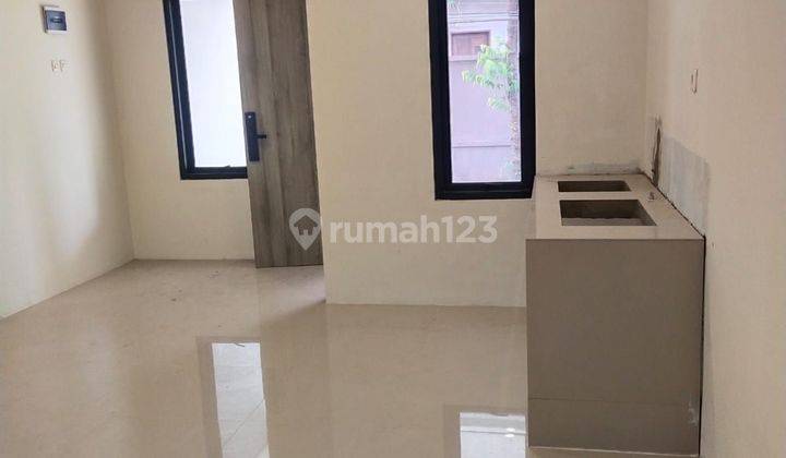 Rumah Baru dekat jalan arteri Pondok Indah Jakarta Selatan 2