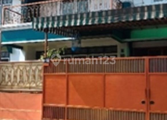 Rumah Luas Mewah 2 lantai di Cinere Depok 