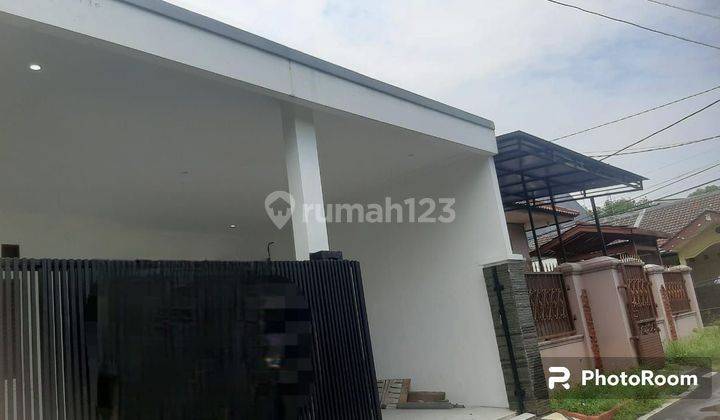 Rumah 2Lt Baru Renovasi di Perumahan dkt tol Jatiwarna Bekasi  1