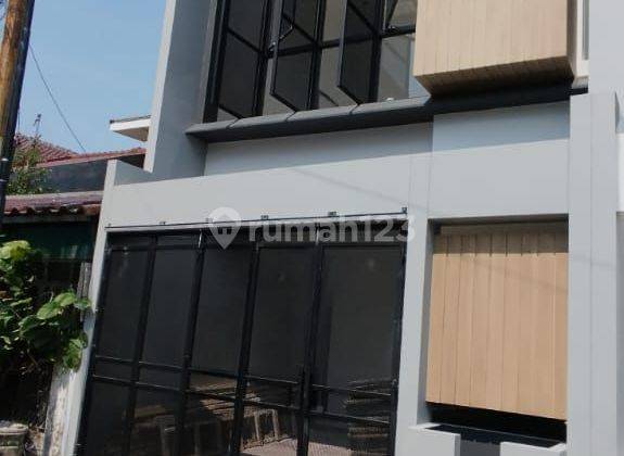 Rumah Minimalis Baru 2 lantai dalam  Perumahan di Rawamangun  2