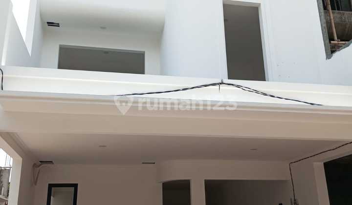 Strategis, Rumah Baru 3 Lt di Pondok Kelapa Duren Sawit Jakarta Timur 2