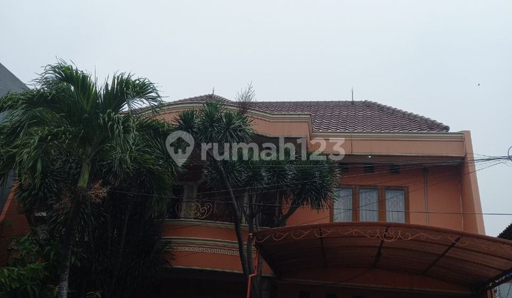 Beautiful 2-Storey Secondary House in Pondok Kelapa, East Jakarta 2