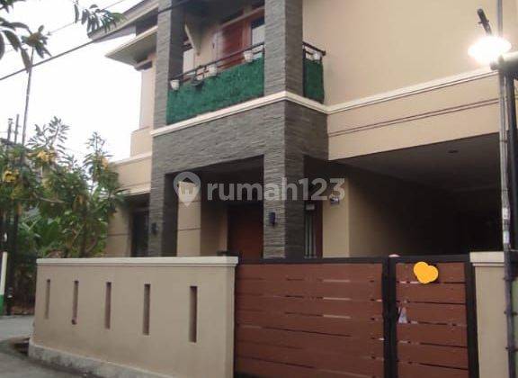 Rumah Hook 2 Lantai Selangkah Ke Toll Jatiwarna 1