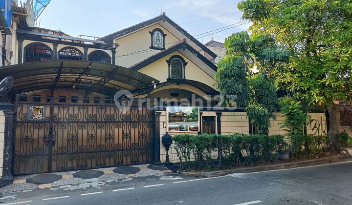 Dijual Cepat Rumah Mewah Private Pool di Duren Sawit Jakarta Timur 2