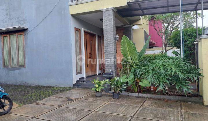 Rumah Luas Dekat Pintu Tol Jatiwaringin 2