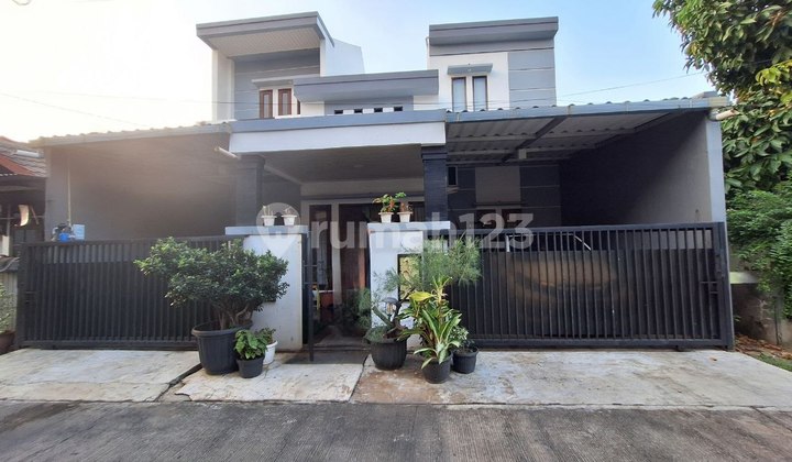 Rumah 2 Lantai Siap Huni Nempel Galaxy di Pekayon Jaya Bekasi Selatan