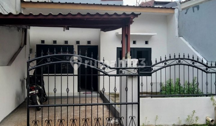 Rumah Dekat Tol Jatiwarna Ada Sport Centre di Purigading Bekasi