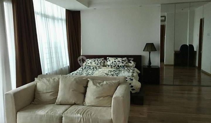 Apartemen Hampton Park 3 Kamar Tidur Furnished 2