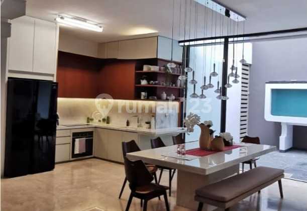 Jual Rumah Mewah Taman Kedoya Baru 12x25 Lb 246. Kt 4+1 Km 3+1. Carpor 5mobil. Terawat. Bagus. Shm. Harga 13.8 Miliar 1