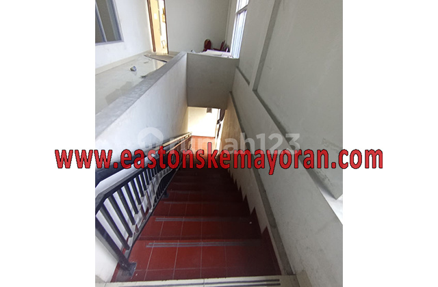 For Rent Central Semarang Building