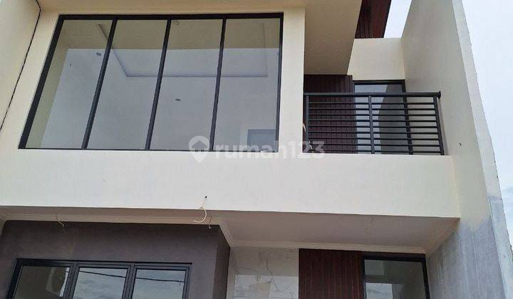 Rumah Baru Exclusive Siap Huni 2 Lt SHM dkt Tol di Jatiwarna 1