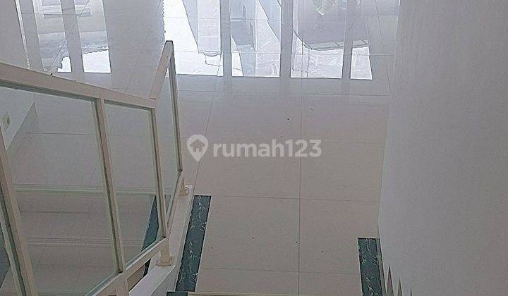 Murah Rumah Luas 3 Lantai Shm Dlm Perumahan Di Sentul City  2