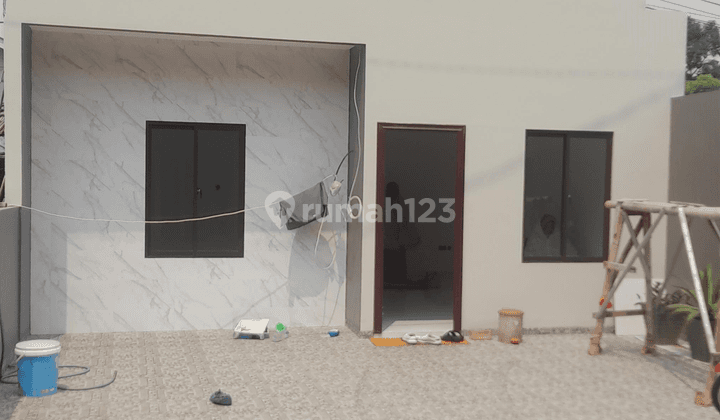 Dijual Rumah 2 Lantai Baru SHM di Komsen Jatiasih Bekasi 2