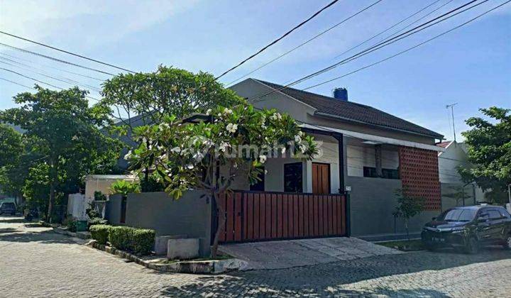 Rumah 1,5 Lantai Sudah Renovasi Furnished Shm Dekat Galaxy Bekasi 1