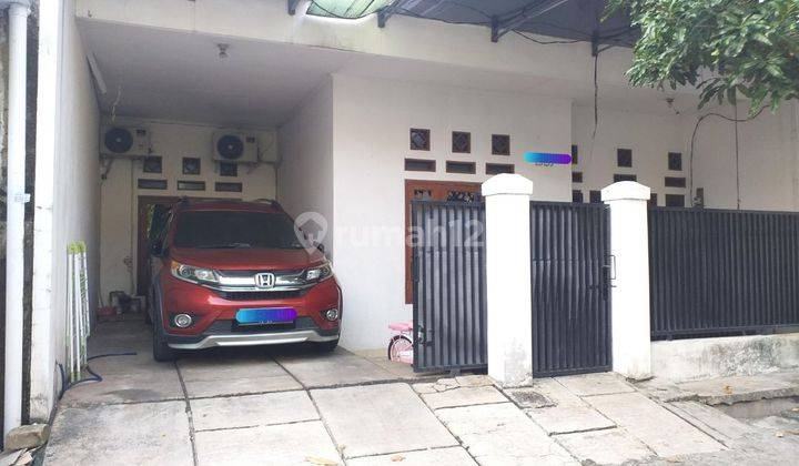 Rumah 2 Lantai Siap Huni Strategis di Taman Galaxy Bekasi Kota 1