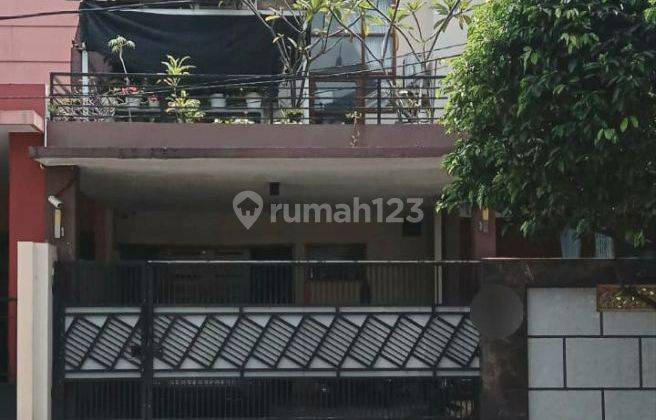 Rumah Bagus Terawat Siap Huni Strategis Di Kemang Pratama1 Bekasi 1