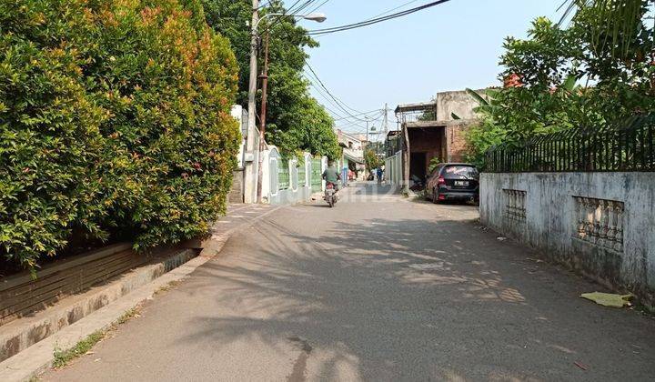 Rumah Mewah Kolam Renang Pribadi Full Furnish Jati Cempaka  2