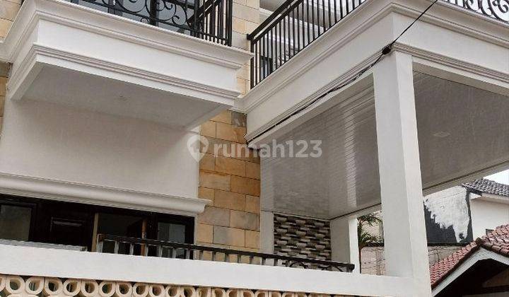 Rumah Baru 2 lt ada Rooftop Selangkah Ke Jln Raya Jatiwaringin 2