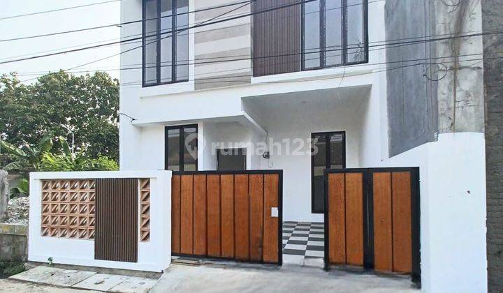 Rumah Baru Bagus 2 Lt dlm Perumahan Besar di Jatiwaringin Bekasi 1