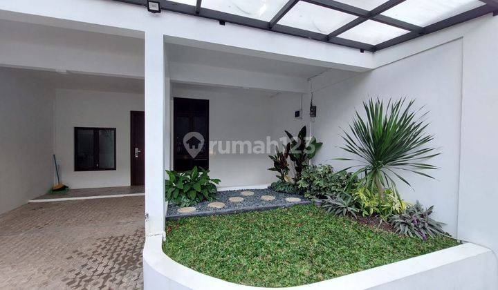 Rumah Aparthouse 3 Lt Ada Rooftop Semi Furnish Jatibening Bekasi 2