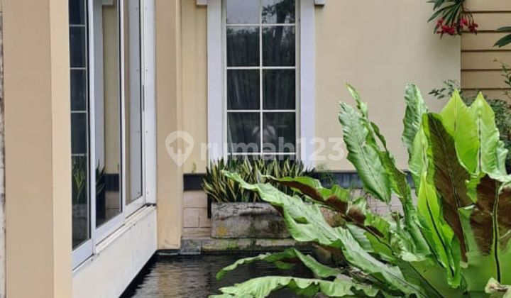 Dijual

Rumah Akasia BGM PIK
LT 23 x 23 (529m²)
LB ± (650m²)
Posisi Hook
Belakang taman , samping taman dan view Danau 
Hadap Selatan Barat 
5+1 Kamar tidur
5+1 Kamar mandi
Ada Genset 
Ada kolam ikan 

Harga  Rp  28.750.000.000 nego sampe deal hub : Lucky 2