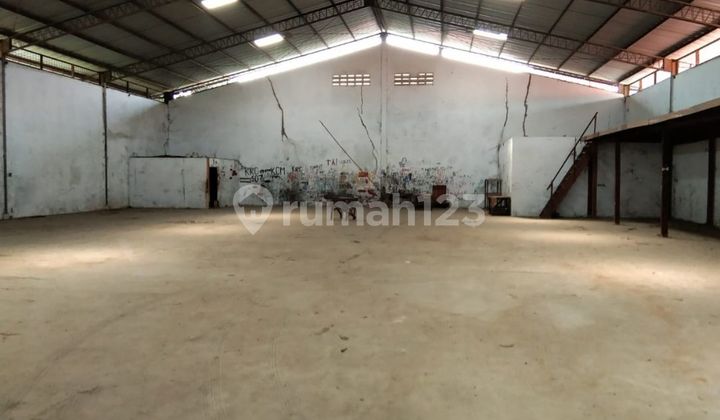 Gudang Kemang sari jati bening Gudang Kemang sari jati bening