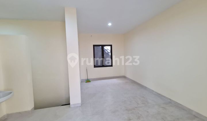 Rumah sutra kirana 2