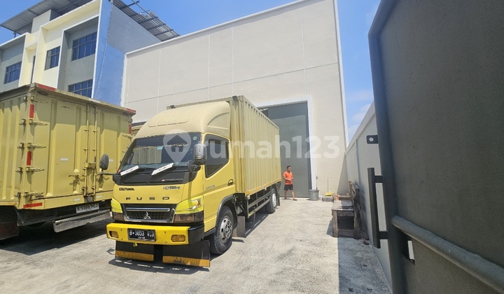 Laksana Warehouse Rental