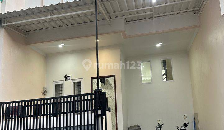 DIJUAL RUMAH 2 Lantai LOKASI VILLA TAMAN BANDARA DADAP KOSAMBI TANGERANG 1