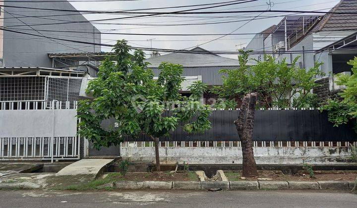 Rumah di Cempaka Putih, dekat Kolam Renang Arcici 1