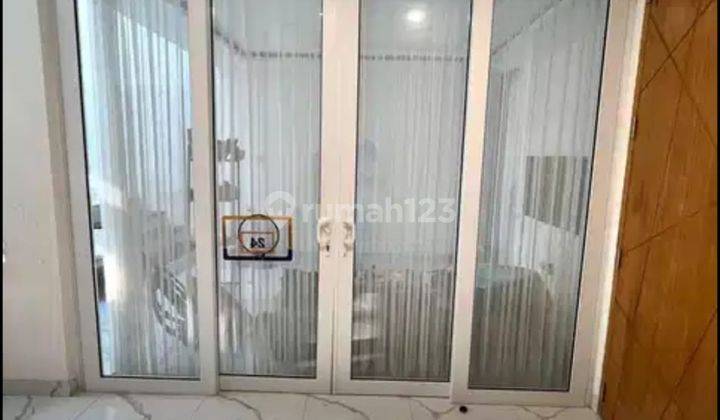 RUMAH SCANDINAVIAN SEMI FURNISHED DI PETUKANGAN, JAKARTA SELATAN 2