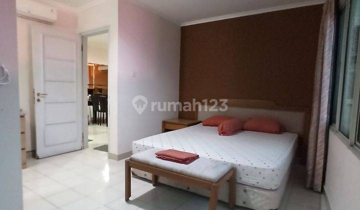 DISEWAKAN APARTEMEN SEMANGGI FULL FURNISHED 1