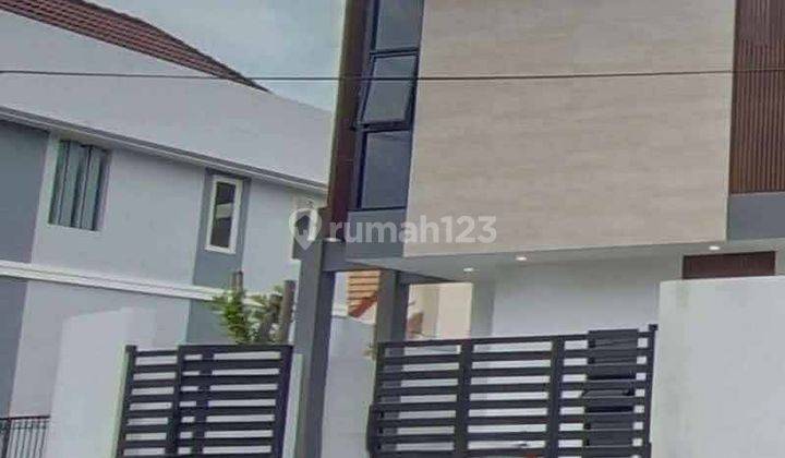 CA103 DIJUAL RUMAH 2 LT BARU GRESS MODEL MINIMALIS MODERN, LOKASI NYAMAN & STRATEGIS, SHM DI SUTOREJO 1