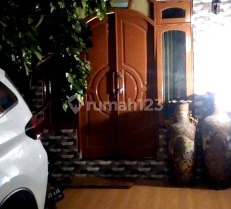 Rumah 3 Lantai Full Furnish dekat Jalan Raya Kenjeran Surabaya 1