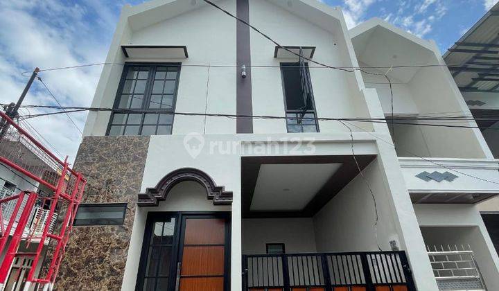 CA117 DIJUAL RUMAH SIAP HUNI 2 LT, DESIGN MINIMALIS MODERN, SHM, MURAH & KAWASAN TERBAIK DI PLATUK SURABAYA 1