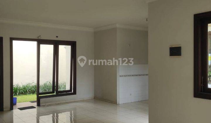 CA95 DIJUAL RUMAH ASRI, BAGUS 2 LT MODEL AMERICAN MODERN, LOKASI ELIT, SHM, TERISTIMEWA DI WISATA BUKIT MAS 2