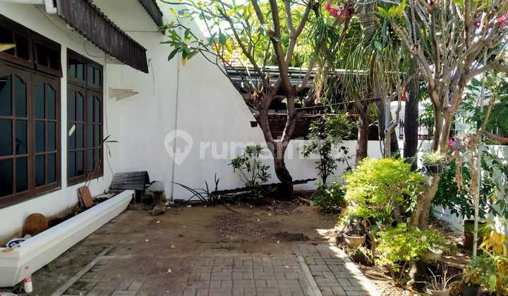 CN24 DIJUAL RUMAH BESARR MODERN TROPICAL STRATEGIS ROW LEBAR SHM DI KUTISARI 2