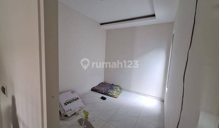 CA111 DIJUAL RUMAH SIAP HUNI 2 LT  BARU GRESS MODEL MINIMALIS MODERN, SHM, KAWASAN ISTIMEWA DI MULYOSARI 2