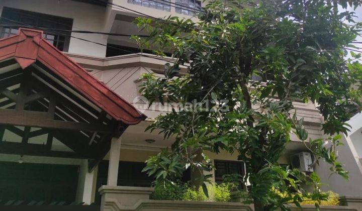 CA144 DIJUAL RUMAH 2 LT GAYA MODERN TROPICAL DEKAT MASJID AL AKBAR, LOKASI STRATEGIS, NYAMAN POLL, MURAH DI MENANGGAL 1