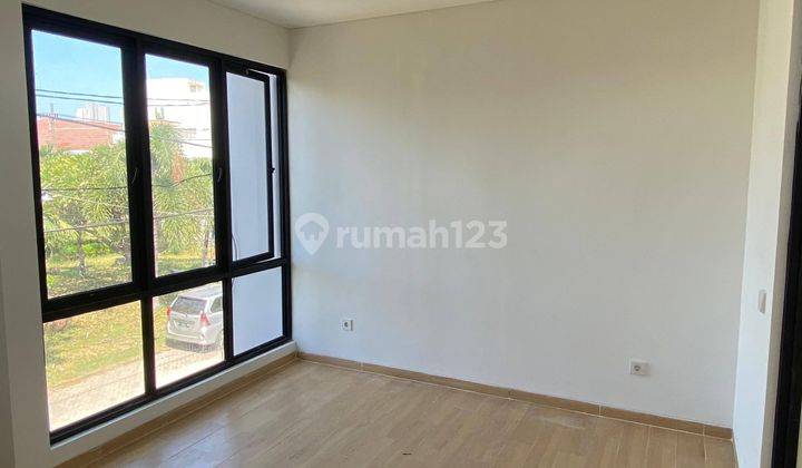 EMA284 DIJUAL RUMAH BARU GRESS MODEL MINIMALIS MODERN, 2 LT LOKASI ISTIMEWA DI SUTOREJO TENGAH 1