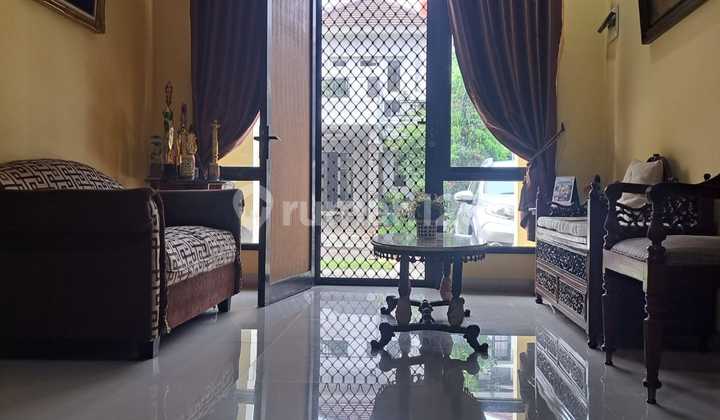Dijual Segera Rumah Cantik di Legenda Wisata Cibubur Dijual Segera Rumah Cantik di Legenda Wisata Cibubur