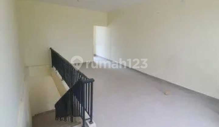 FOR SALE 2-STORY SHOPHOUSE - TERA DAMAI, BABELAN BEKASI Strategic location - bustling residential & commercial area! 1