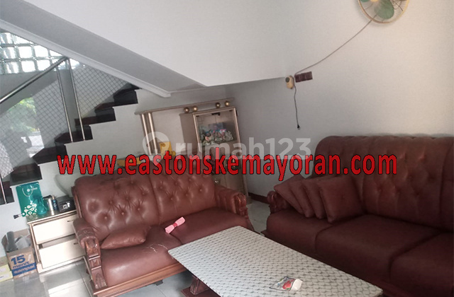 For Rent: Sunter House