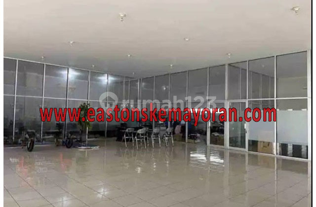 Dijual Disewakan Gedung Serengan