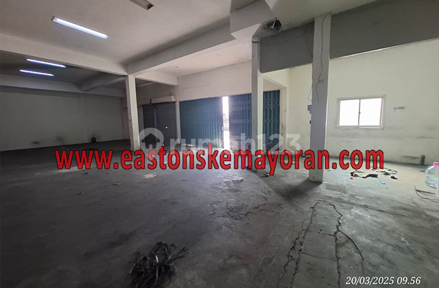 Disewakan Gudang Pondok Gede 1